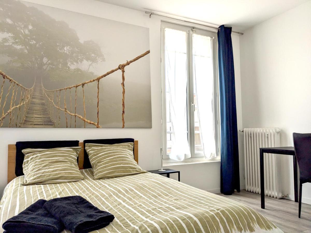 Grande Maison Renovee A 7 Min Du Metro Romainville Kültér fotó